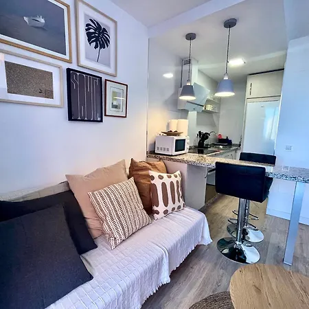 Stylish And Comfortable One Bedroom With Sea View Apartment Torremolinos